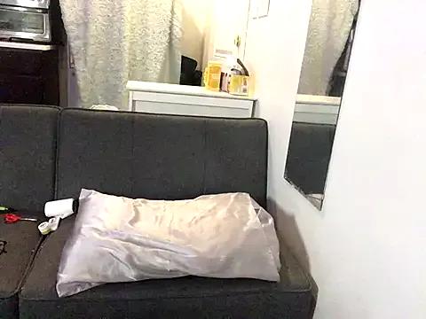 littyleesh1 from StripChat