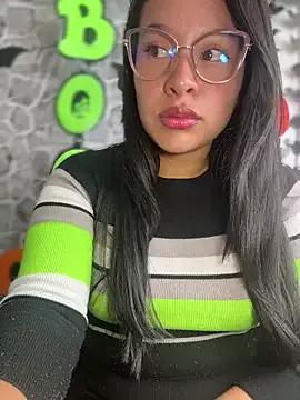 Admire slutty camslut Liulee2 Liulee2 from StripChat