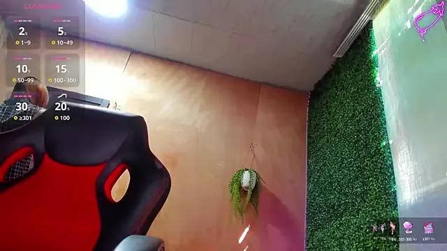Check out 23 years old luxy_ary from StripChat luxy_ary from StripChat