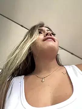 Watch StripChat's MayaMoanXXX MayaMoanXXX from StripChat