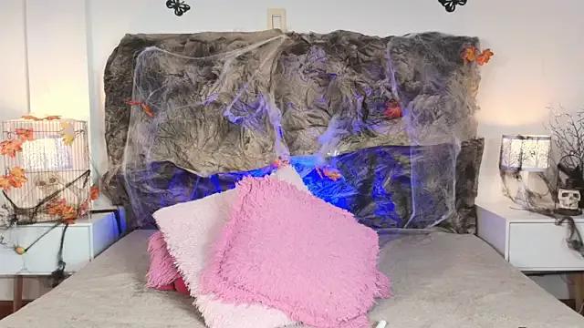 Cute NicolMiller4 wants you to fuck their body now NicolMiller4 from StripChat