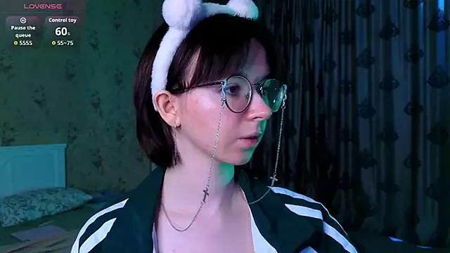 Nora_Failure from StripChat