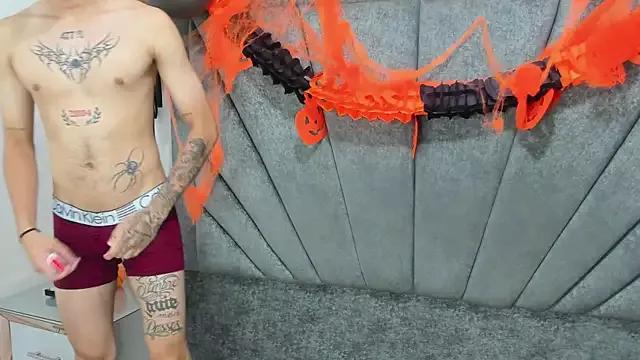 PetitesLovers_OS from StripChat