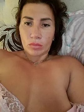 Freechat ROXOLANAA_SEXY on StripChat