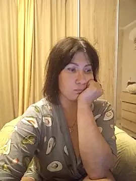 Freechat ROXOLANAA_SEXY on StripChat