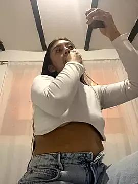 Sara-cooper2 from StripChat