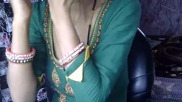 Sexy_Heena69 from StripChat