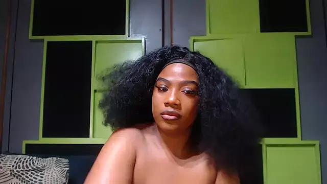 Slutty SexyAssDivaxxx wants you to fuck her body now SexyAssDivaxxx from StripChat