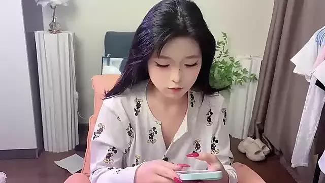 SR-WZJ from StripChat