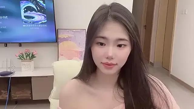 suki-1 from StripChat