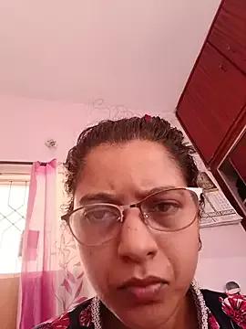thanusi_2 from StripChat