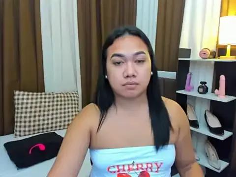 Naked TsUncutKaren wants you to fuck zir body now TsUncutKaren from StripChat