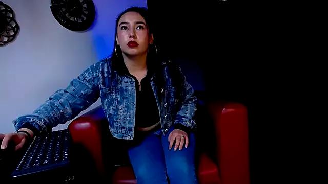 Join Valeria1126, she wants to masturbate for you Valeria1126 from StripChat