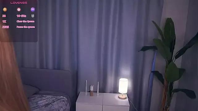 Hot VeronaBench wants you to fuck her body now VeronaBench from StripChat