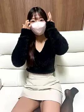 y_yunchan from StripChat